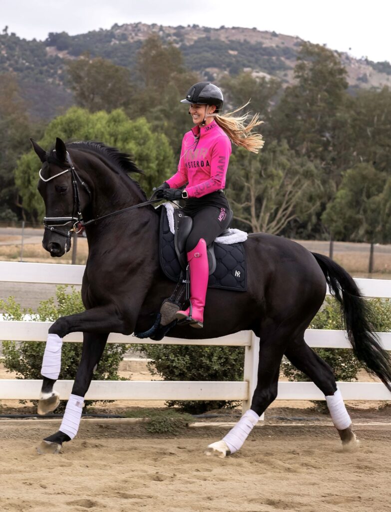 Romy rozestraten dressage